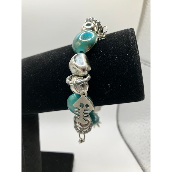 Turquoise & Silver-Tone Beaded Charm Homemade 4.75 Inch Around Bracelet! - Picture 4 of 6